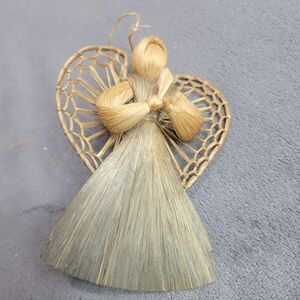 Handcrafted Straw Angel Ornament With Woven Wings & Hanging Loop For Holiday Dec